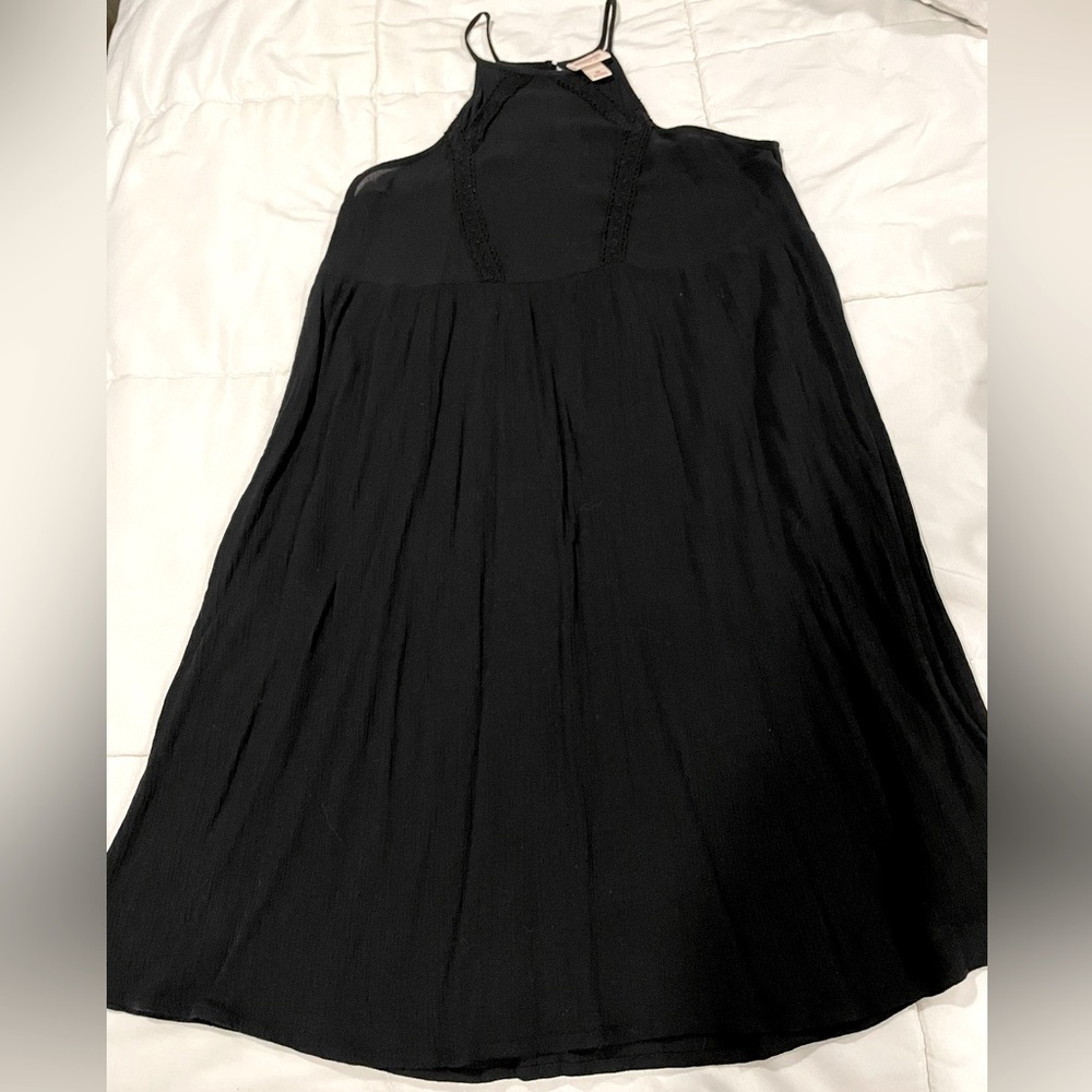 Black flowy dress